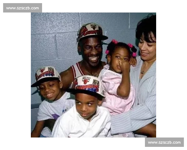 乔丹再陷家庭丑闻：二儿子曝其落水时优先抢救现金而非救女